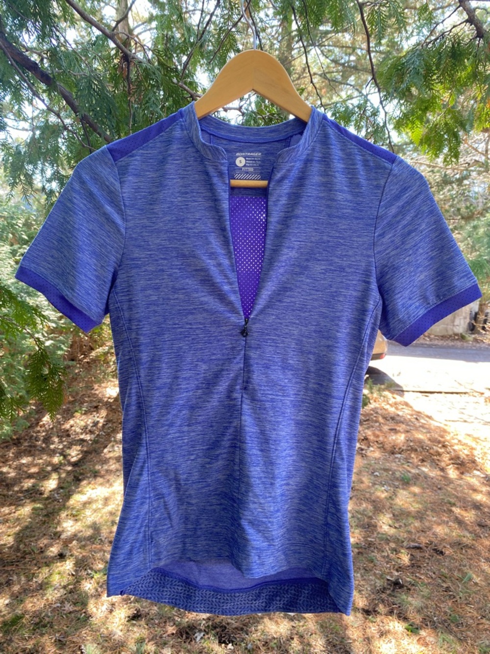 Women’s Short-Sleeve Zip Bike Shirt in Heathered Purple Size S Water Pouches